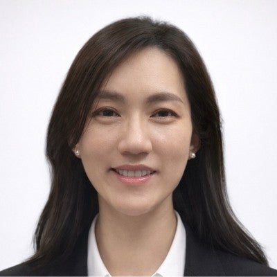 何丽娜博士